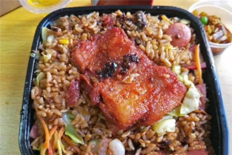 港小妹港式铁板炒饭